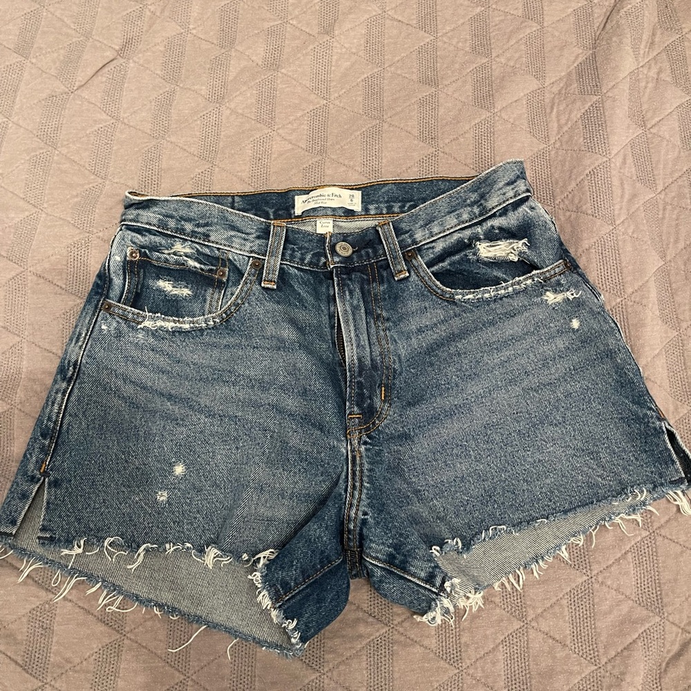 Abercrombie & Fitch Curve Love Boyfriend Short